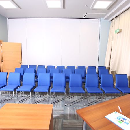 Holiday Inn Express Manisa-West By Ihg Екстер'єр фото