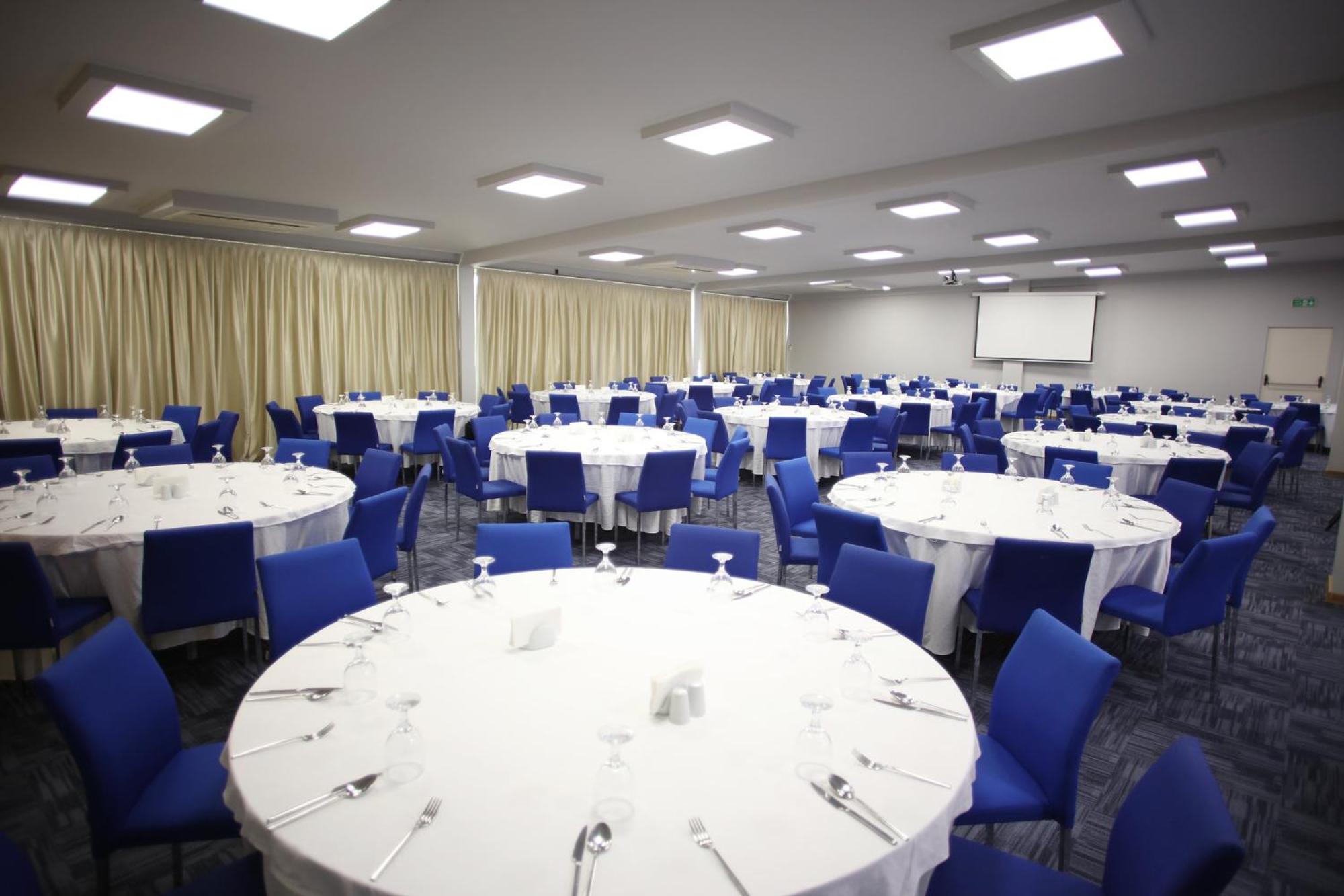 Holiday Inn Express Manisa-West By Ihg Екстер'єр фото