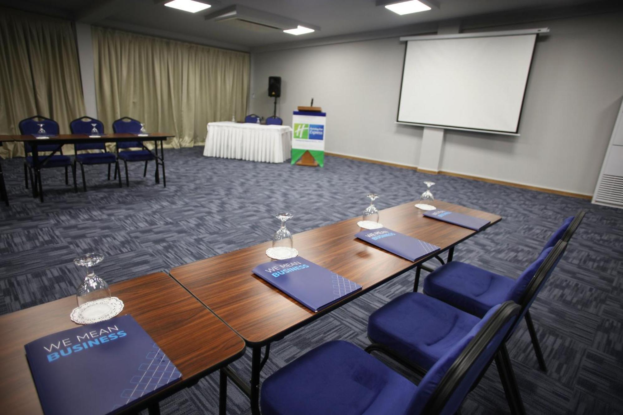 Holiday Inn Express Manisa-West By Ihg Екстер'єр фото