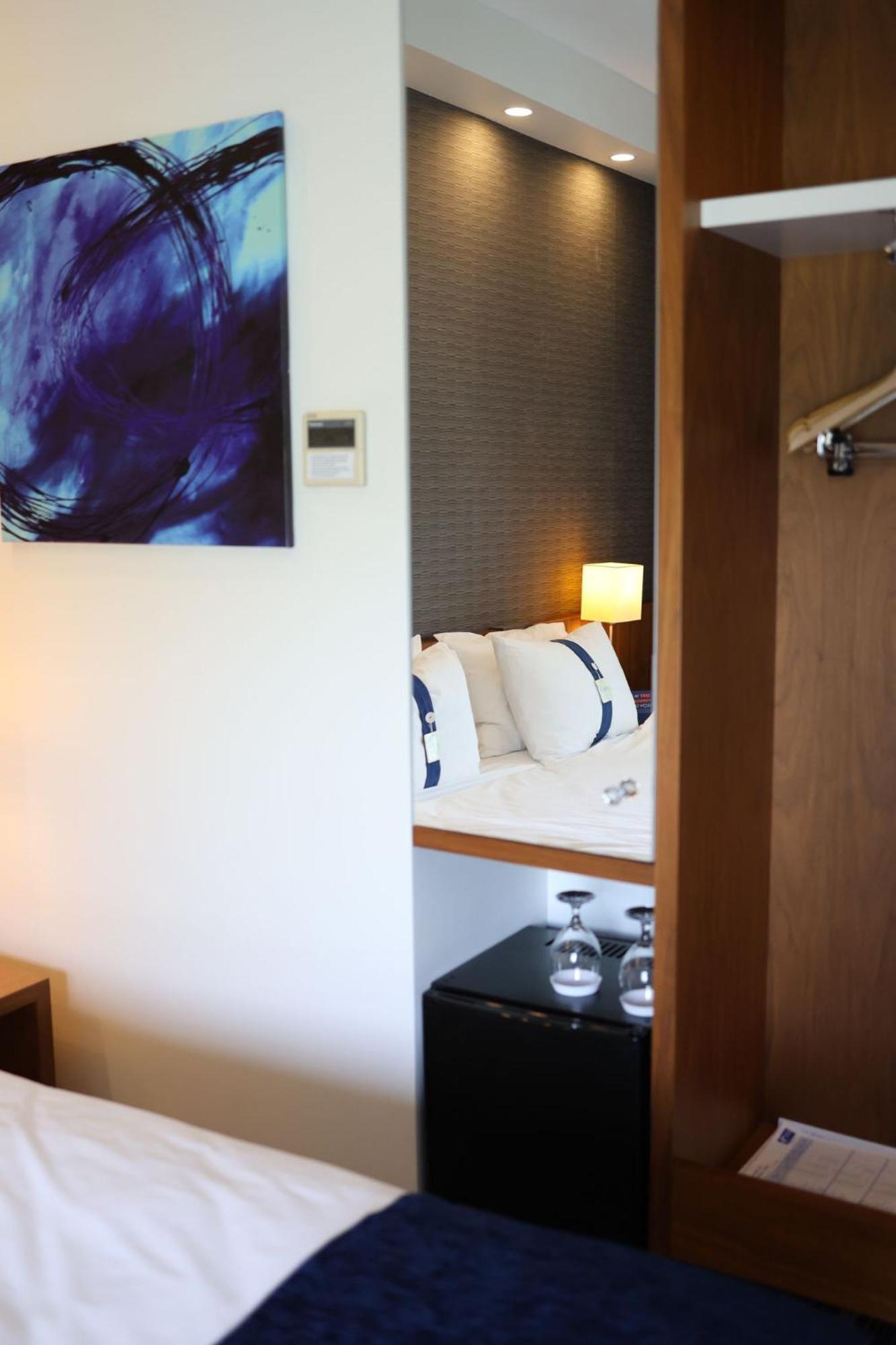 Holiday Inn Express Manisa-West By Ihg Екстер'єр фото