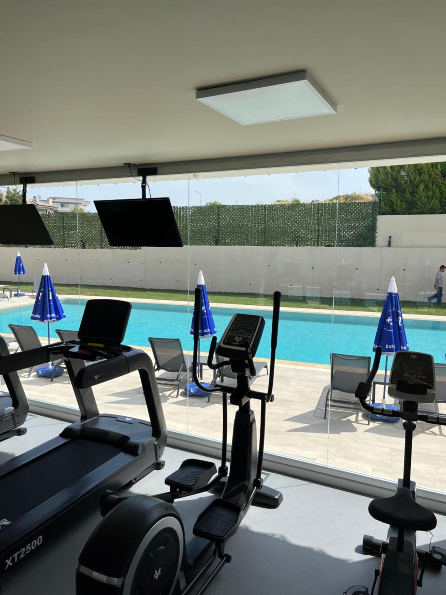 Holiday Inn Express Manisa-West By Ihg Екстер'єр фото