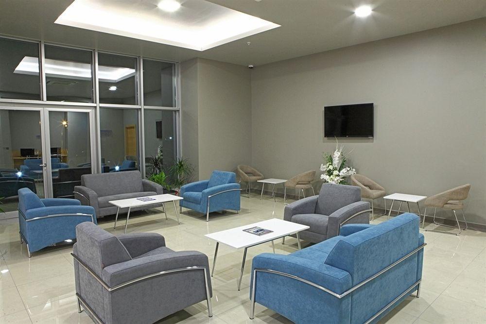 Holiday Inn Express Manisa-West By Ihg Екстер'єр фото